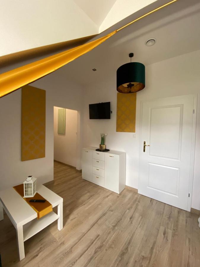 Apt Fiona2 Centrum700M Parking Bezplatny Monitorowany Salon Tv Sypialnia Tv Lazienka Kuchnia Rekuperacja Karpacz Luaran gambar